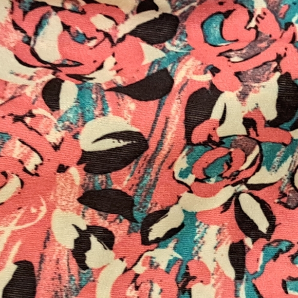 2 Piece Set - Picture 3 of 7